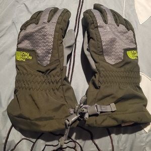 North Face Youth gloves